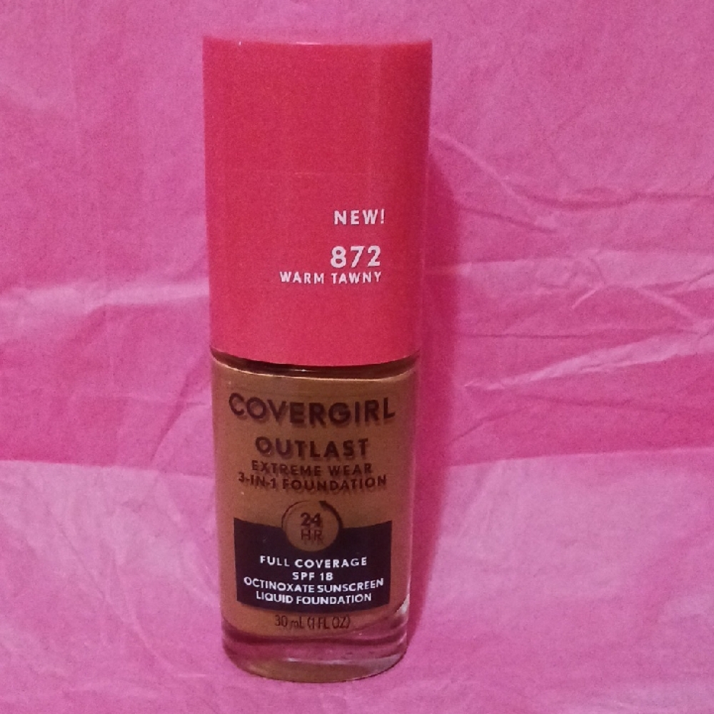 Covergirl Outlast Extreme Wear Foundation - Warm Tawny NEW